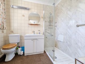 Photo 4- click for photo gallery